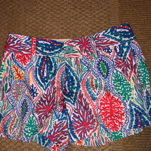 Lilly Pulitzer Shorts - Picture 2 of 2